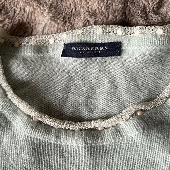 Delicate Burberry aqua colored crewneck with seed pearls - Picture 1 of 4